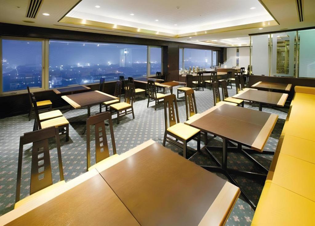 Hotel New Omi Ōmihachiman Extérieur photo