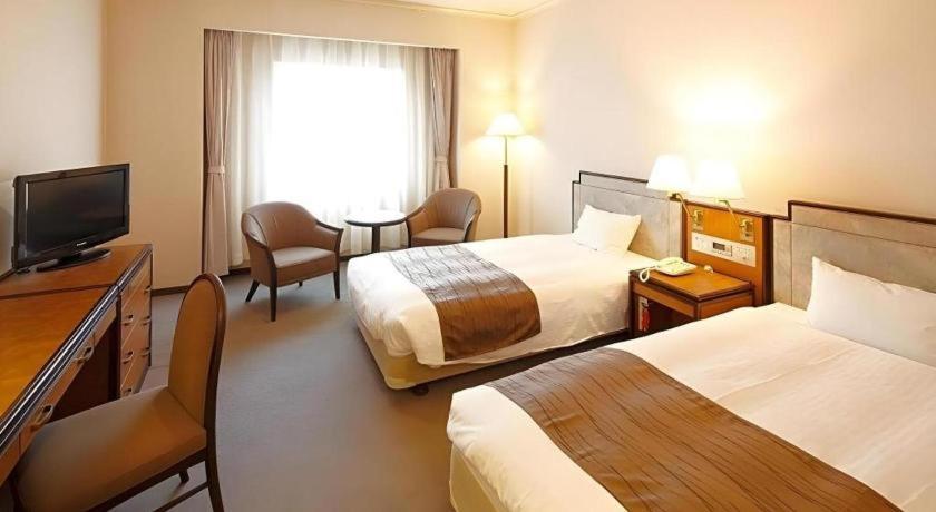 Hotel New Omi Ōmihachiman Extérieur photo