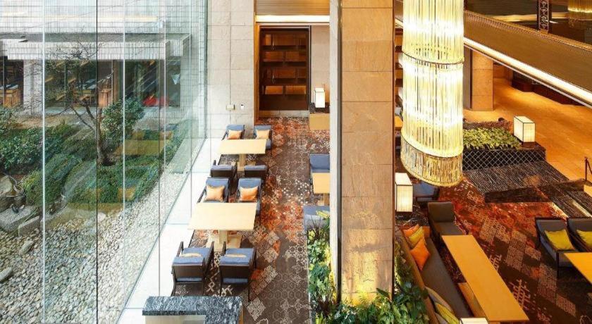 Hotel New Omi Ōmihachiman Extérieur photo