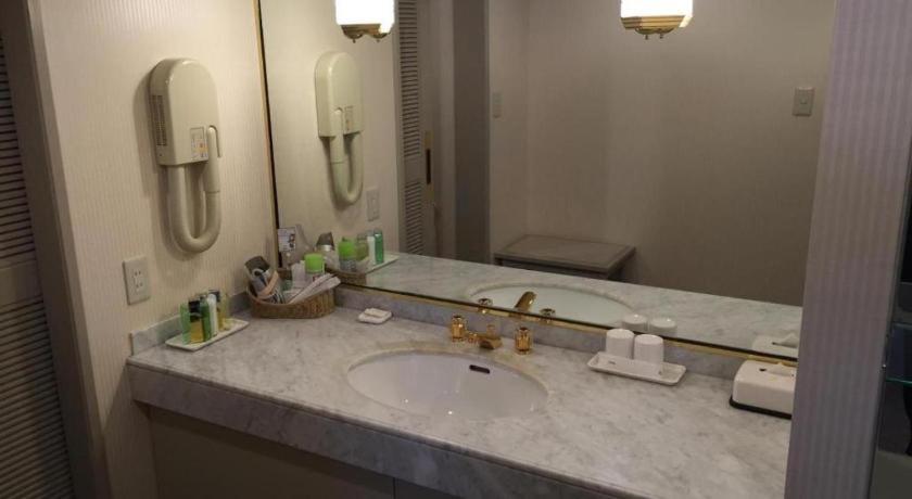 Hotel New Omi Ōmihachiman Extérieur photo