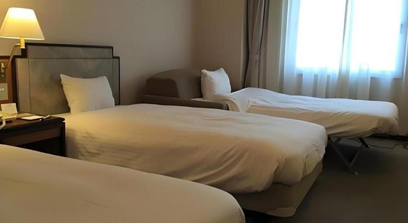 Hotel New Omi Ōmihachiman Extérieur photo
